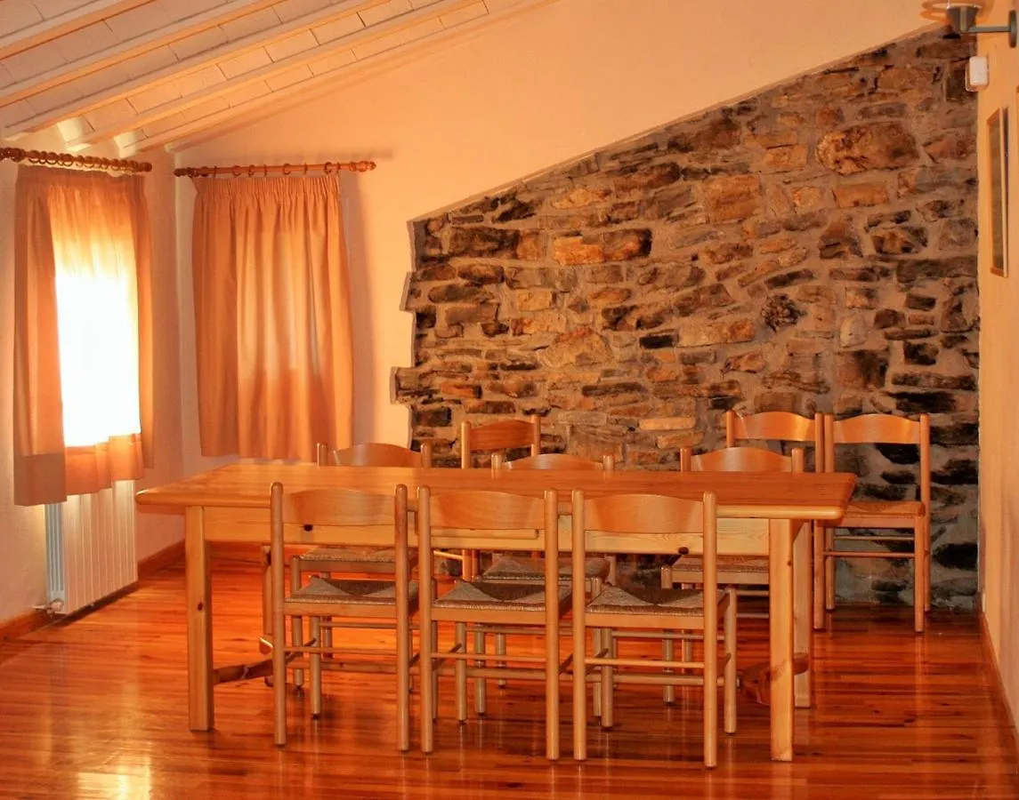Rectoria De Claverol Hostel